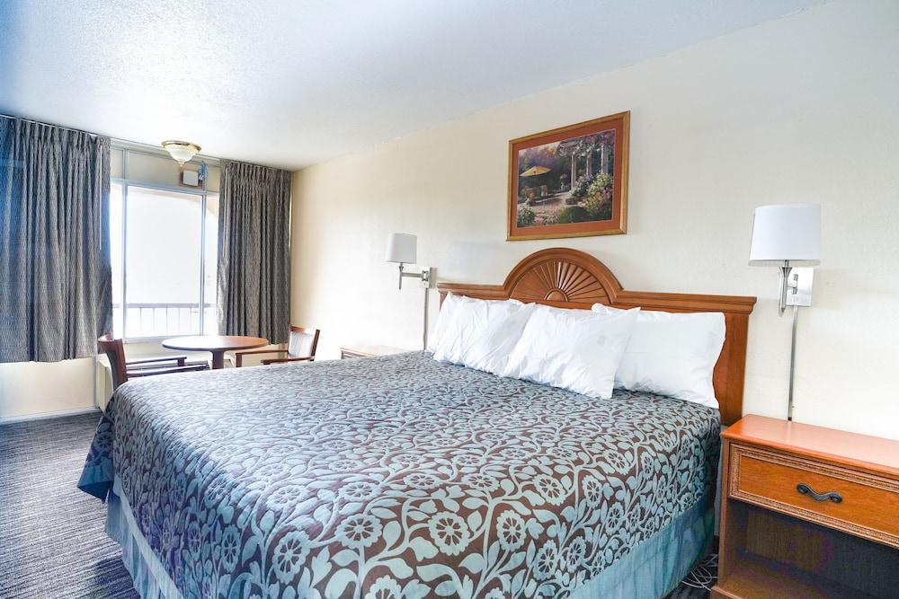 Days Inn By Wyndham Lake City I-75 Esterno foto