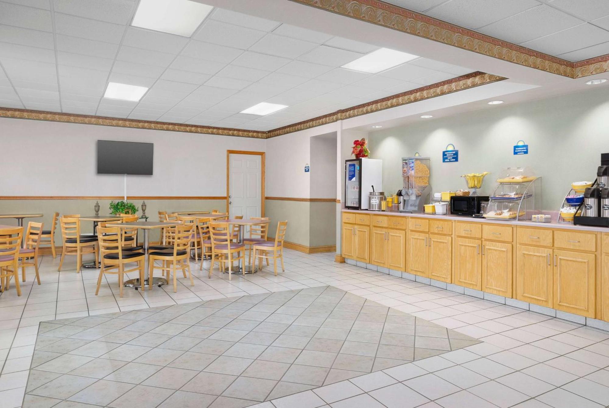Days Inn By Wyndham Lake City I-75 Esterno foto